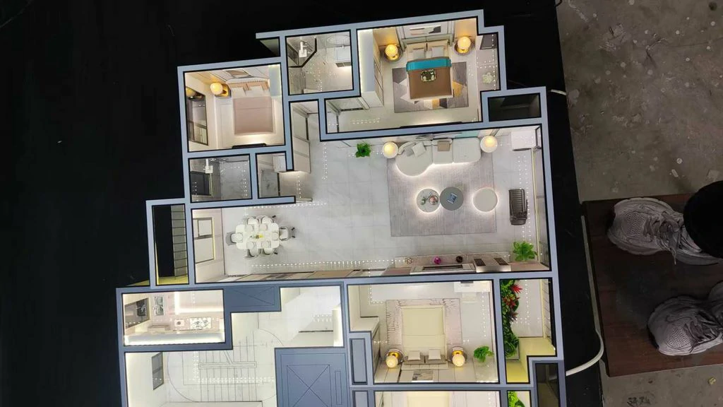 Building Scale Model