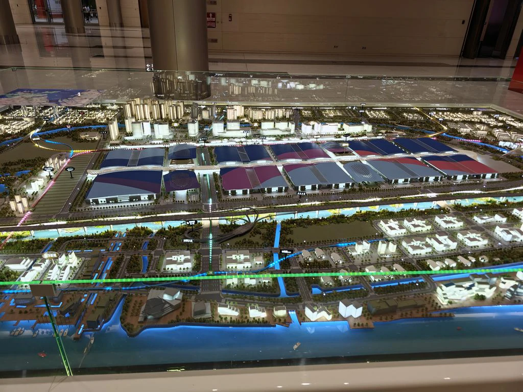 3D Scale Model of Industrial Equipment