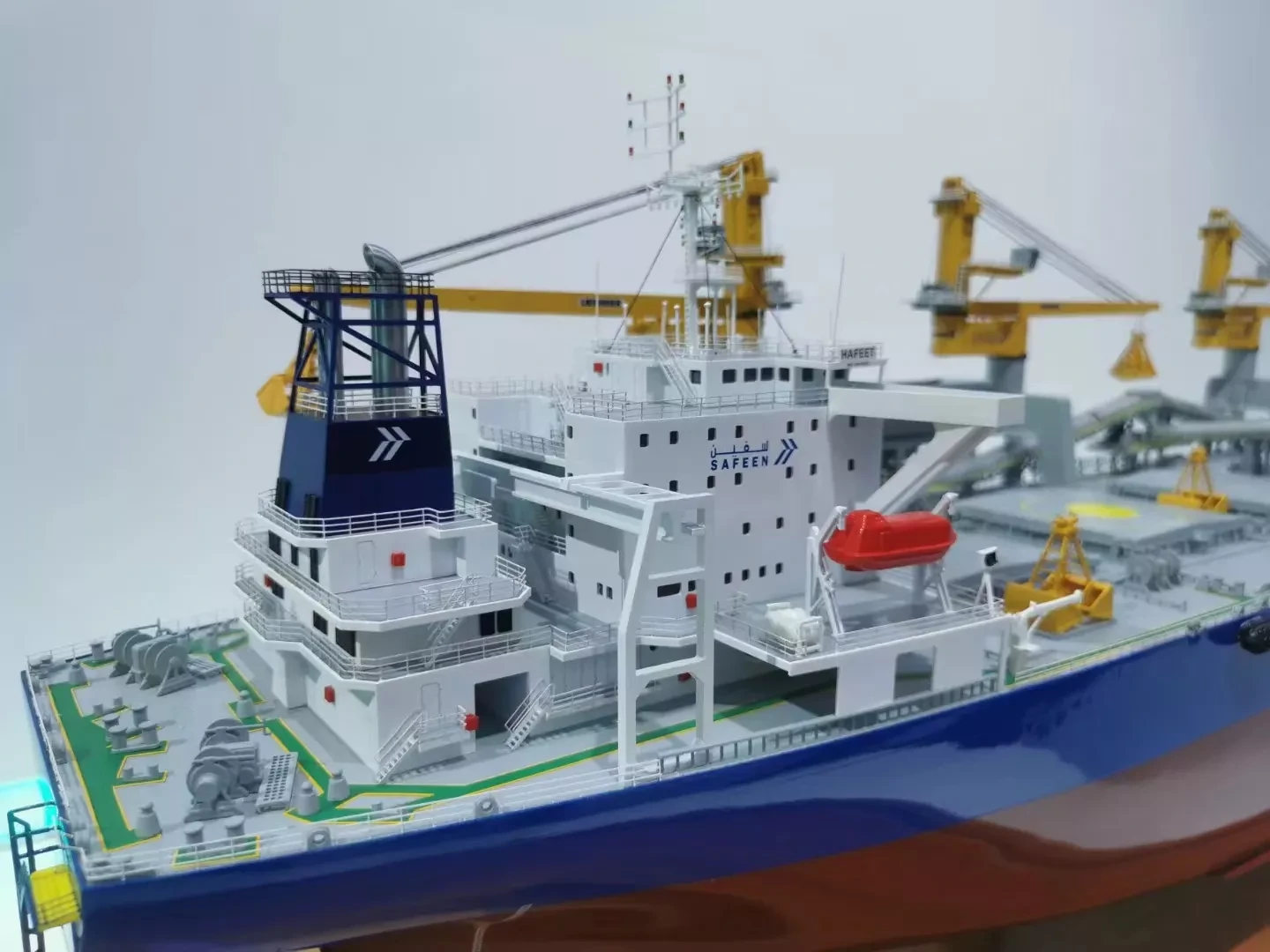 Crane Ship Model Factory