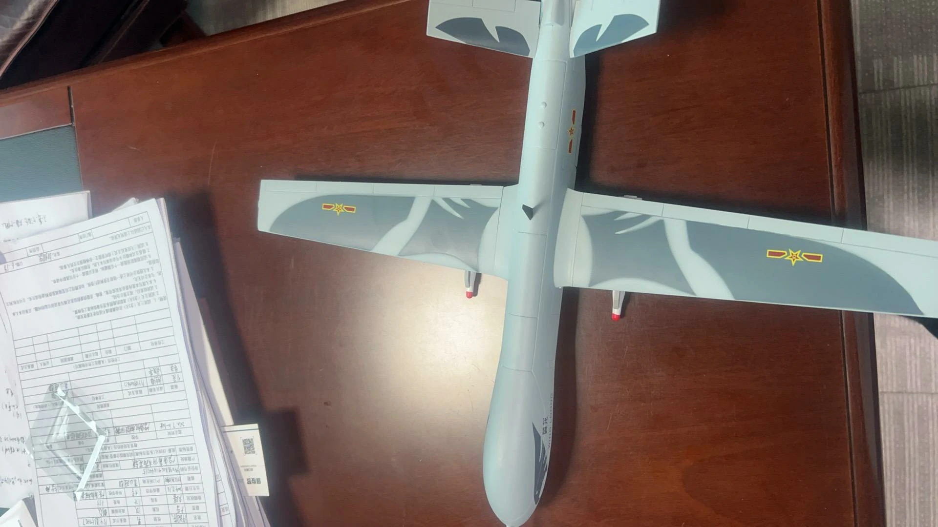 Exquisite Large Aircraft Scale Model